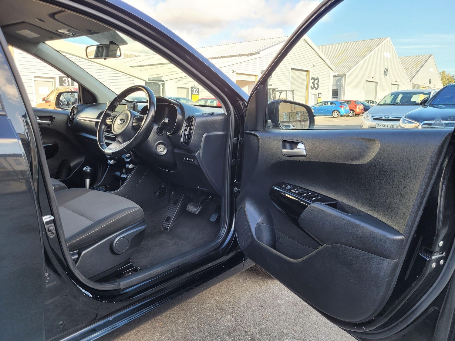 Used Kia Picanto 2018 for sale - 76984716: Photo 16