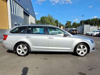 Used Skoda Octavia 2020 for sale - 74909459: Photo