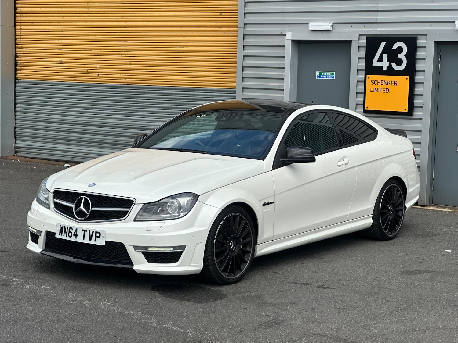 Used Mercedes-Benz C Class 2014 for sale - 76317820: Photo 6