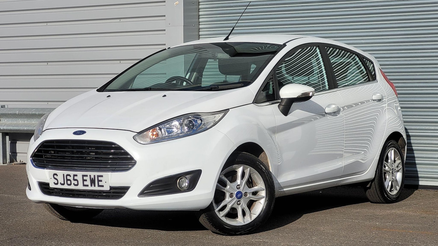 Used Ford Fiesta 2015 for sale - 76765880: Photo 2