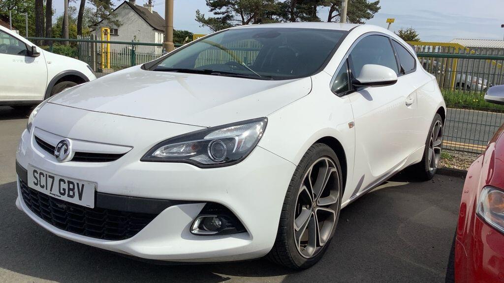 Used Vauxhall Astra GTC 2017 for sale - 76522324: Photo 2