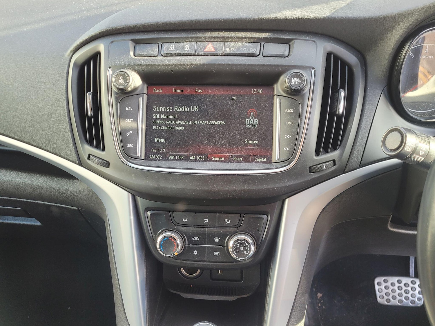 Used Vauxhall Zafira 2017 for sale - 76671179: Photo 8