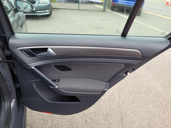 Used Volkswagen Golf 2013 for sale - 76071979: Photo 18