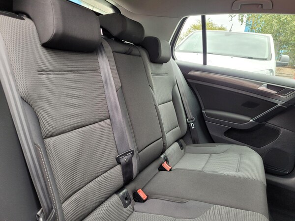 Used Volkswagen Golf 2013 for sale - 76071979: Photo 20