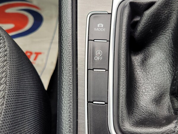 Used Volkswagen Golf 2013 for sale - 76071979: Photo 38