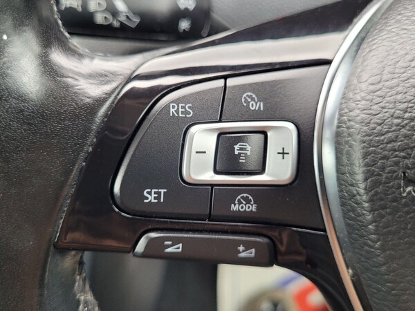 Used Volkswagen Golf 2013 for sale - 76071979: Photo 43