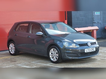 Used Volkswagen Golf 2013 for sale - 76071979: Photo 4