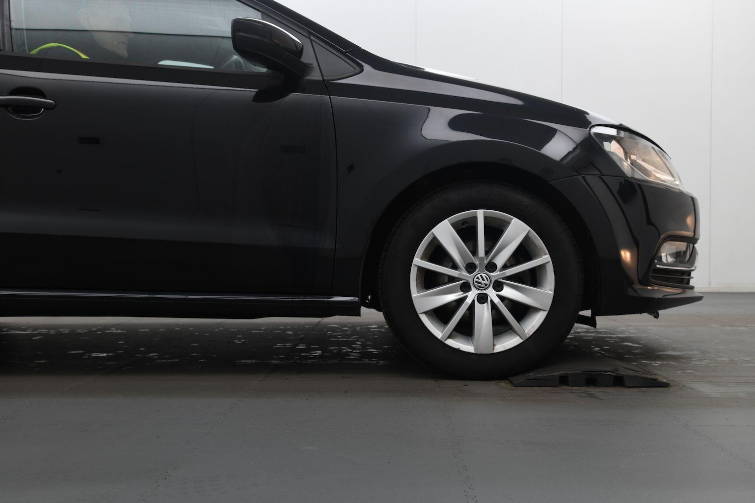 Used Volkswagen Polo 2015 for sale - 77358497: Photo 10