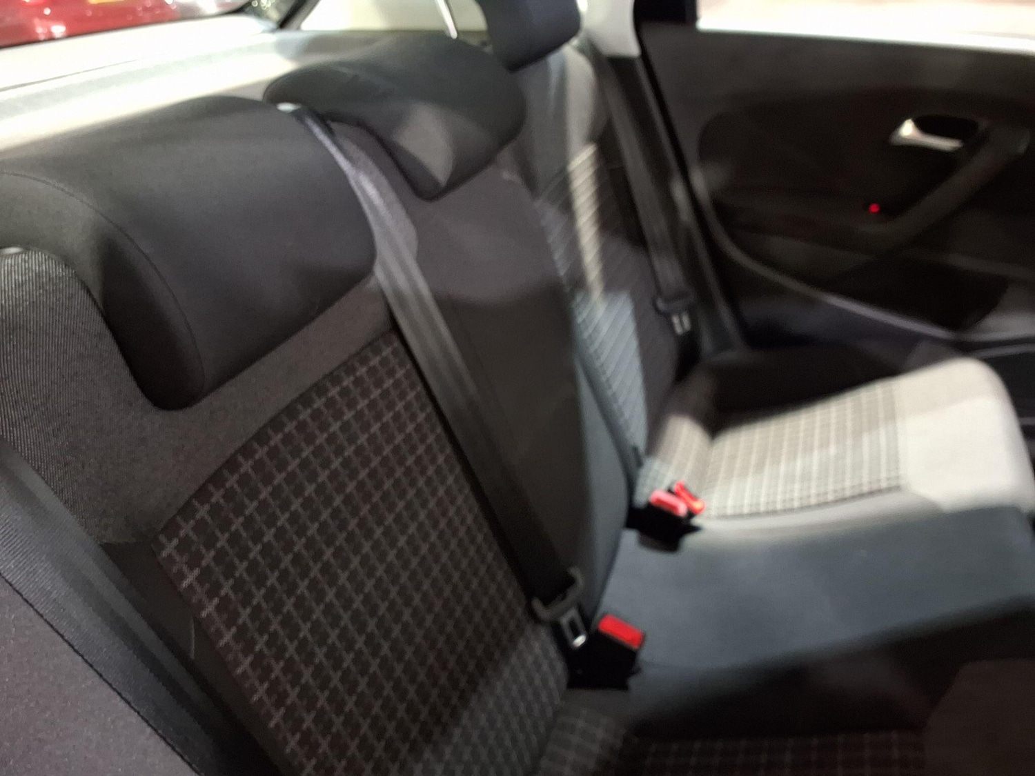 Used Volkswagen Polo 2015 for sale - 77358497: Photo 9