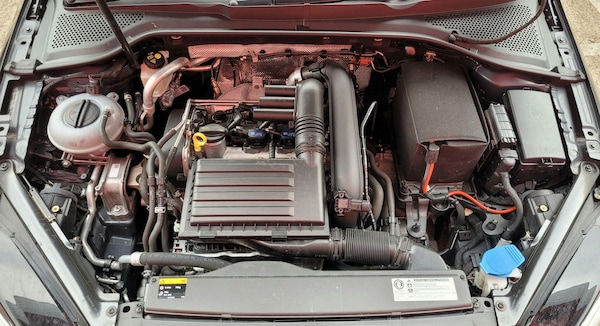 Used Volkswagen Golf 2016 for sale - 76094975: Photo 15