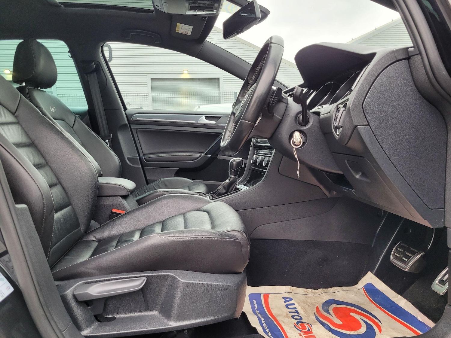 Used Volkswagen Golf 2016 for sale - 76094975: Photo 21