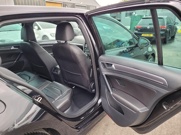 Used Volkswagen Golf 2016 for sale - 76094975: Photo 22