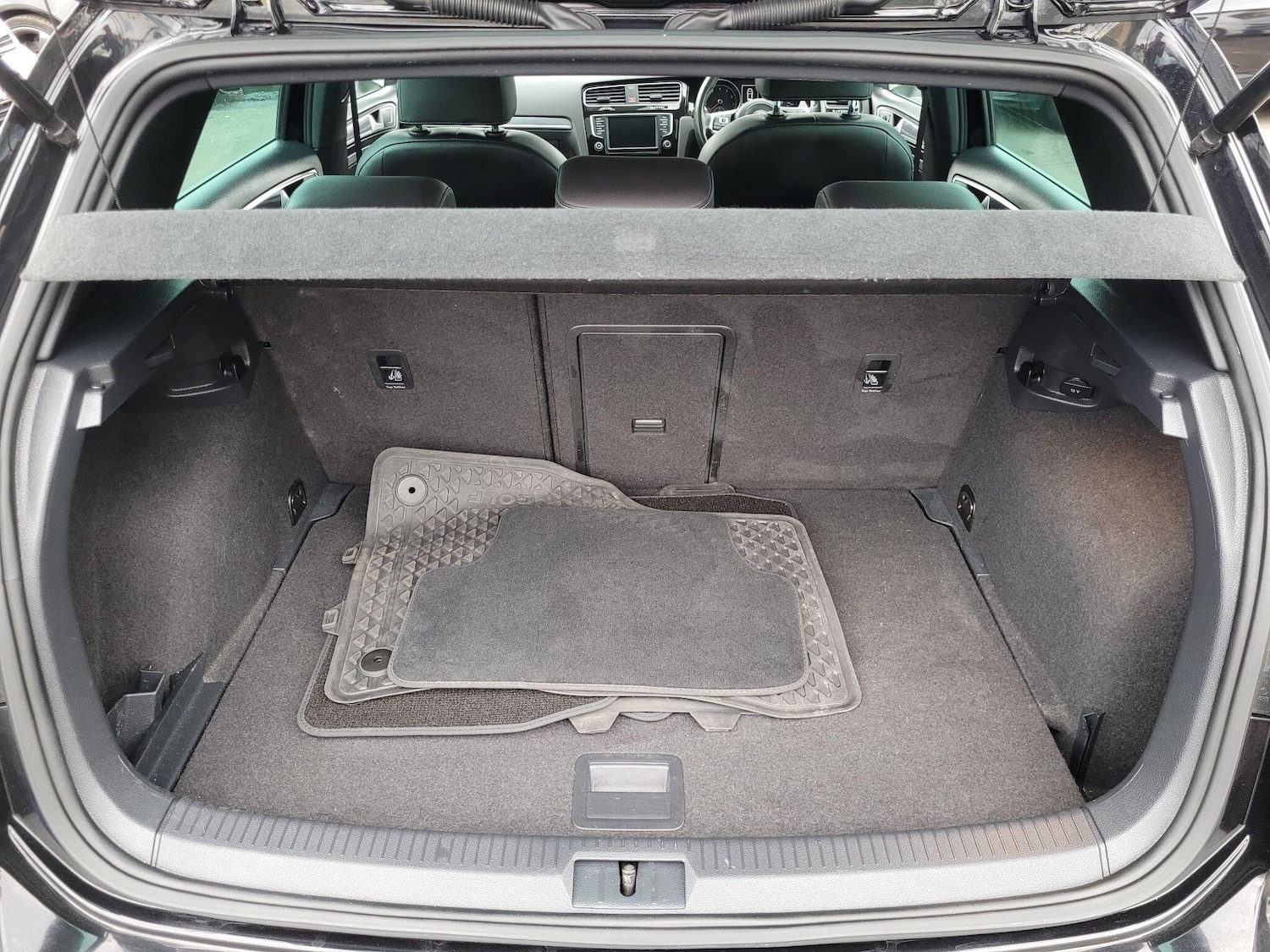 Used Volkswagen Golf 2016 for sale - 76094975: Photo 27