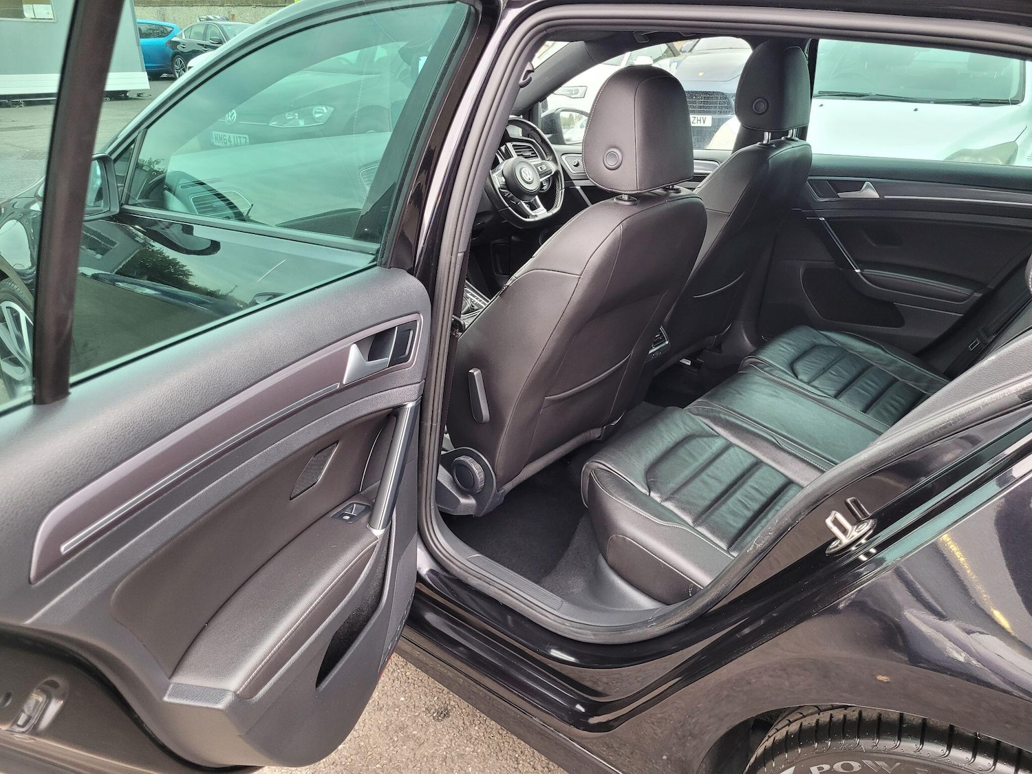 Used Volkswagen Golf 2016 for sale - 76094975: Photo 29