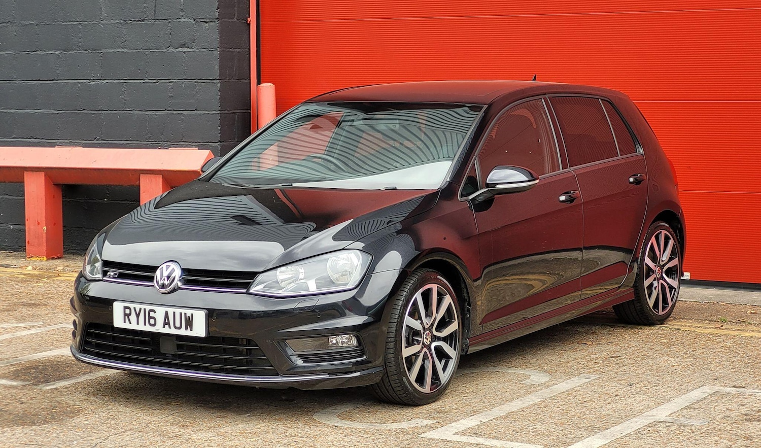 Used Volkswagen Golf 2016 for sale - 76094975: Photo 4