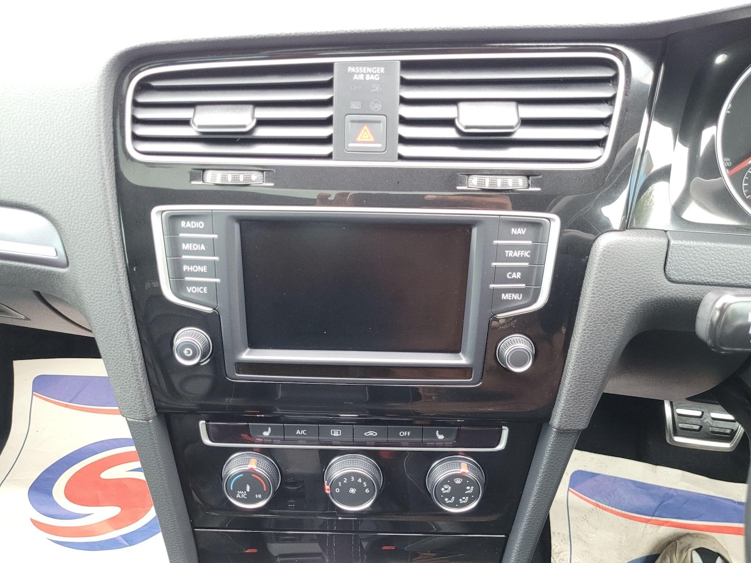 Used Volkswagen Golf 2016 for sale - 76094975: Photo 40