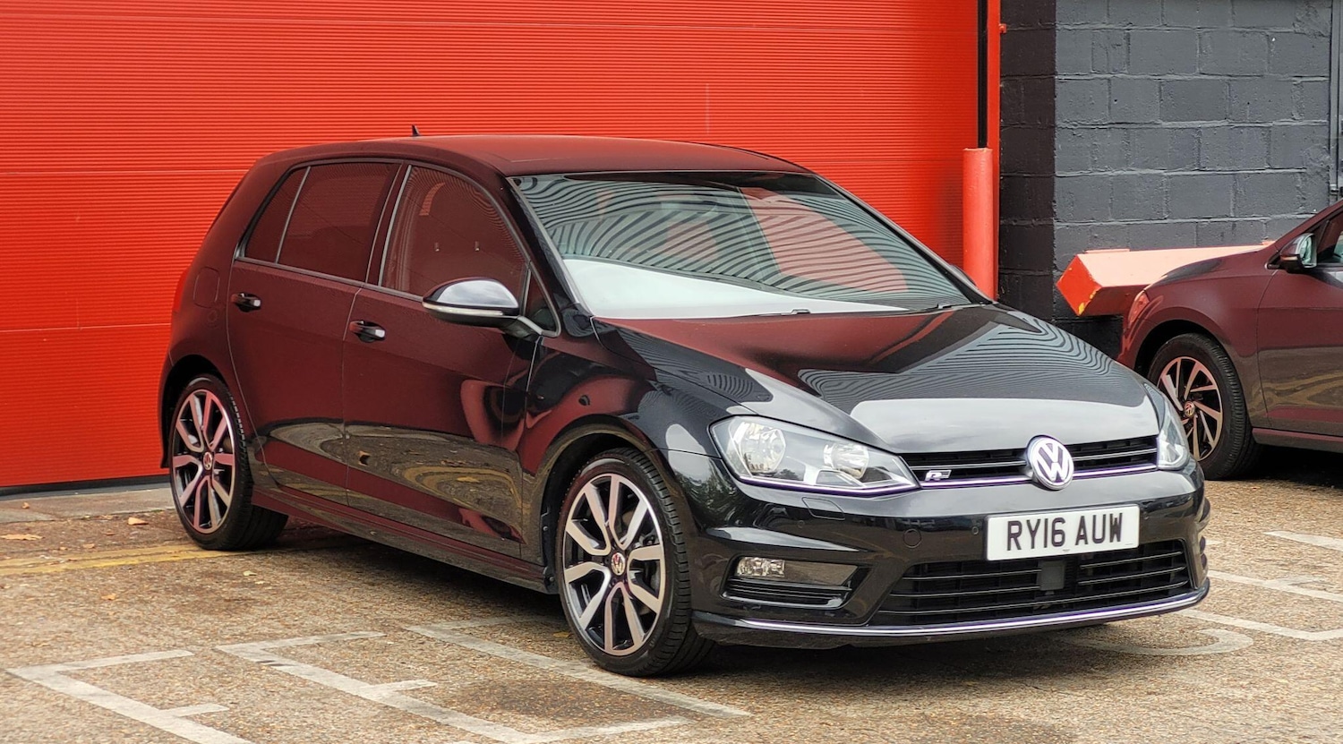 Used Volkswagen Golf 2016 for sale - 76094975: Photo 5
