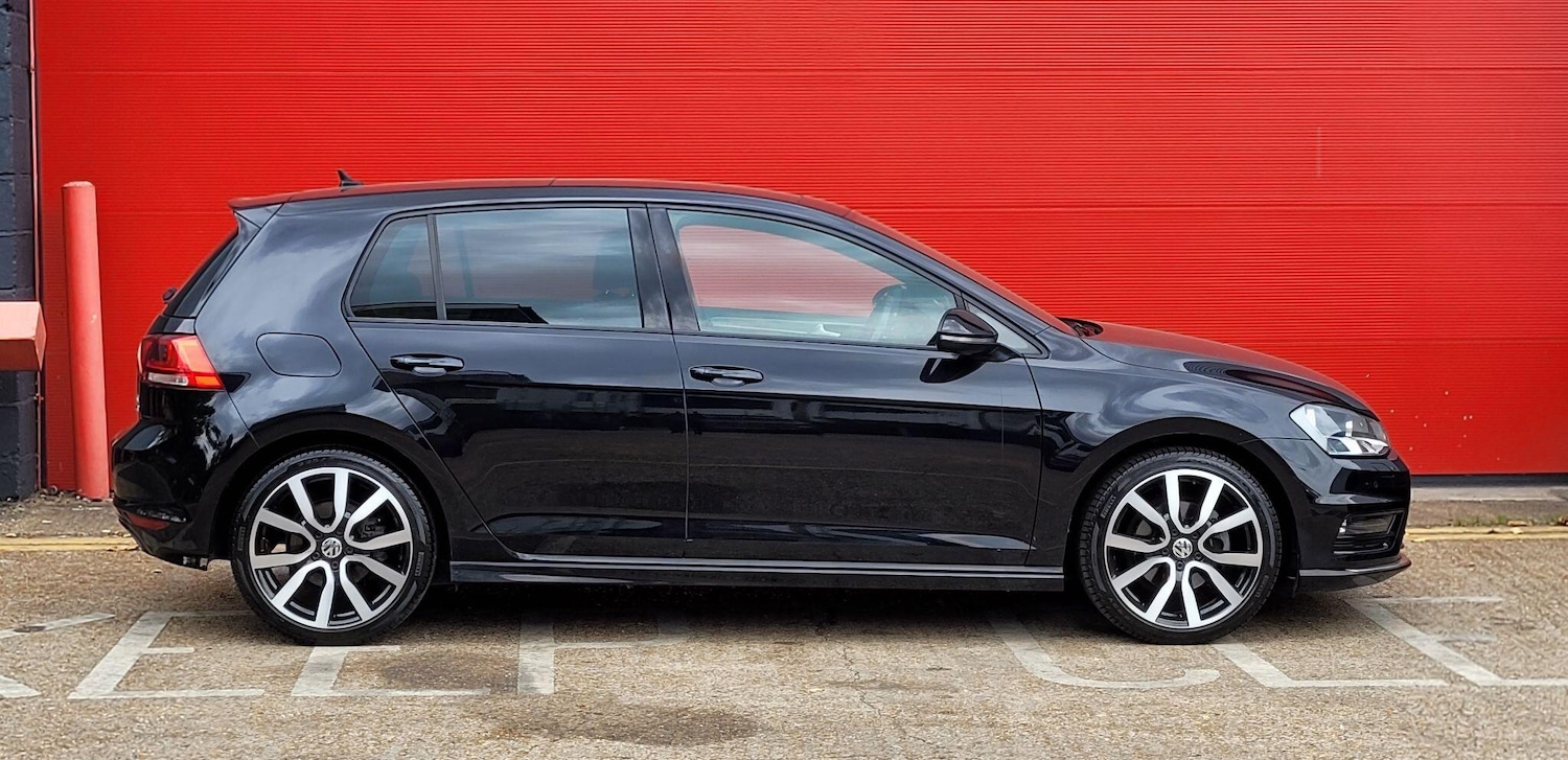 Used Volkswagen Golf 2016 for sale - 76094975: Photo 7