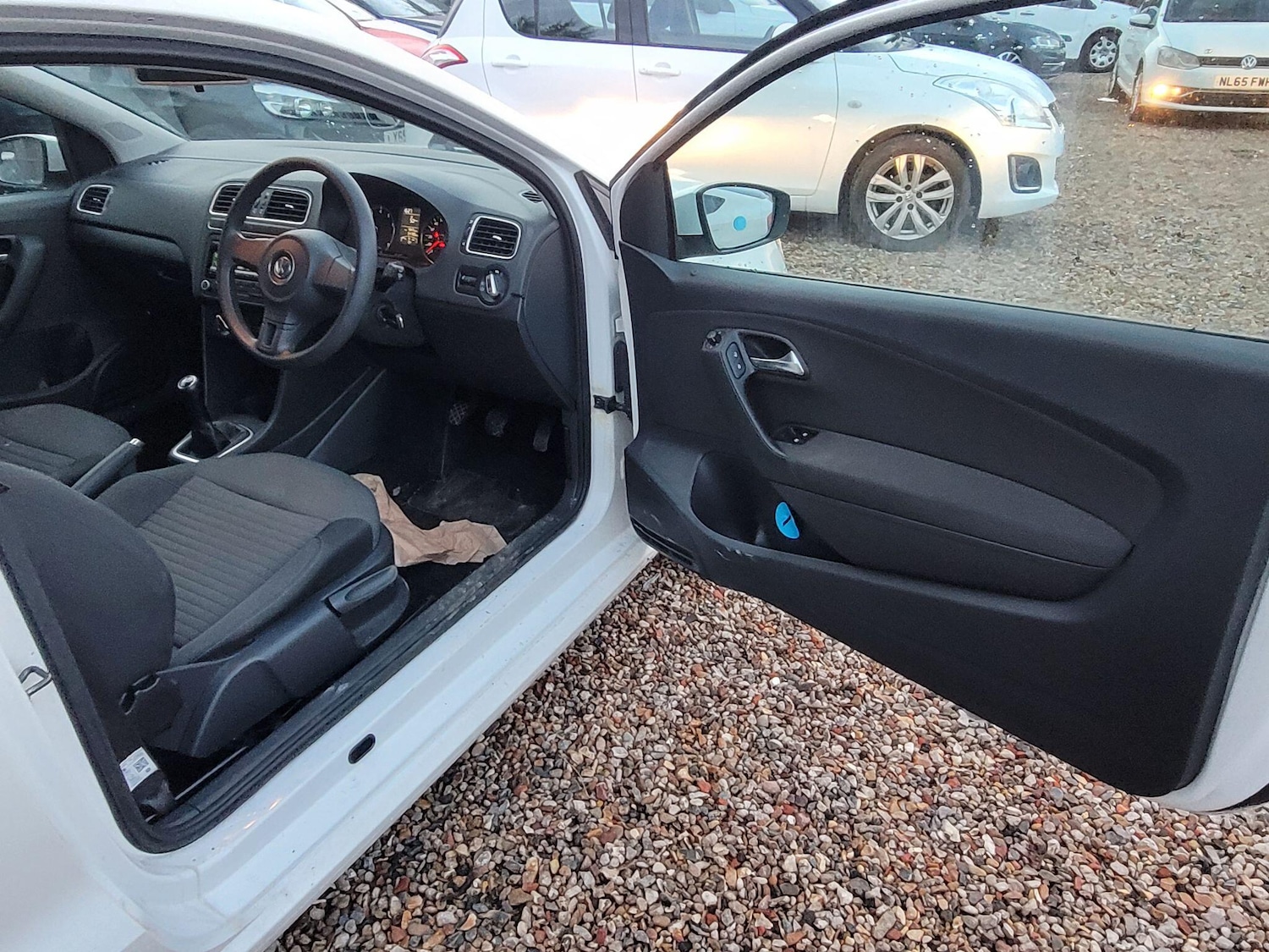 Used Volkswagen Polo 2012 for sale - 77306014: Photo 11