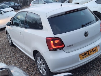 Used Volkswagen Polo 2012 for sale - 77306014: Photo