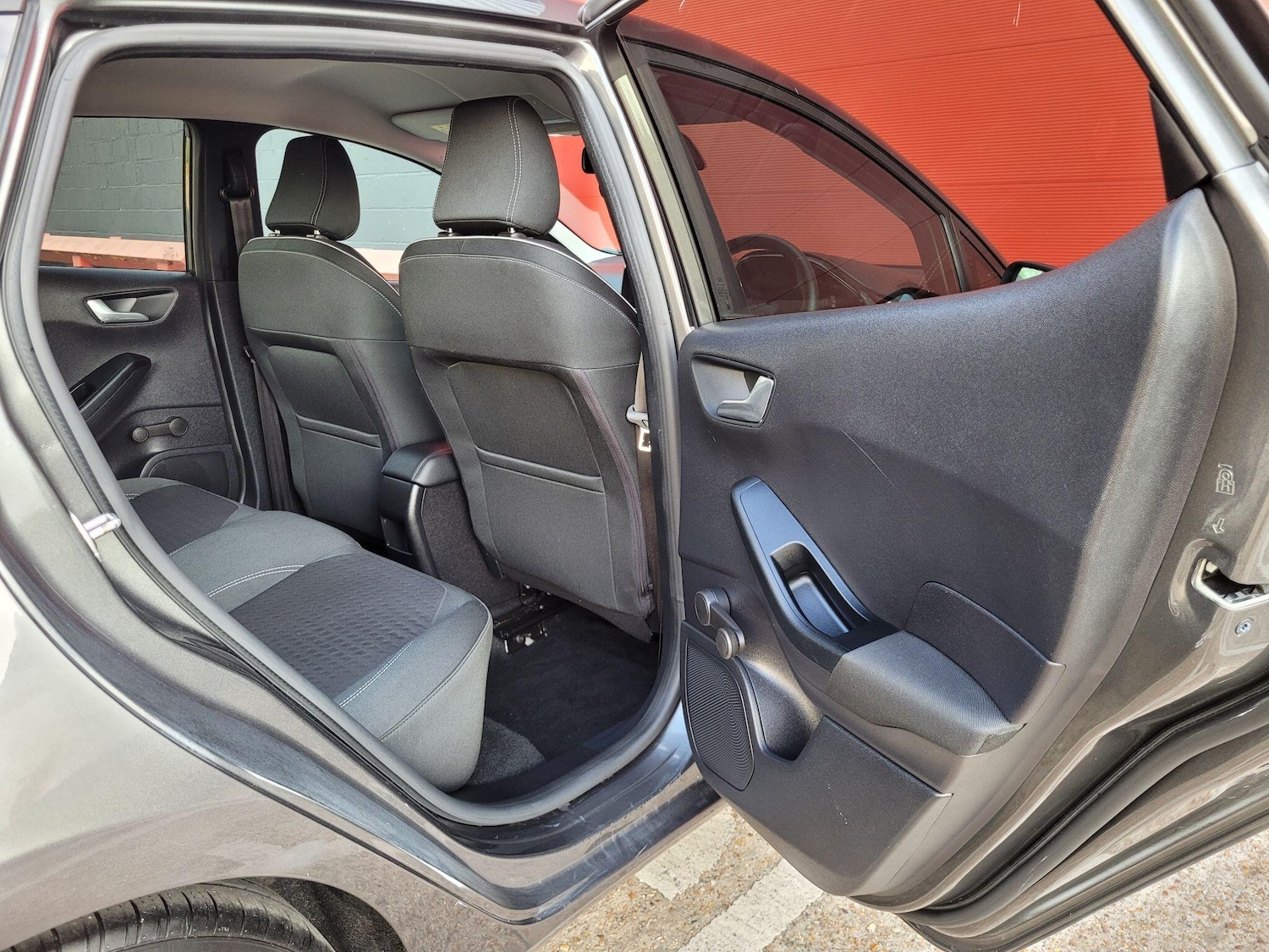 Used Ford Fiesta 2018 for sale - 76984707: Photo 17