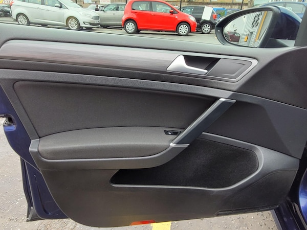 Used Volkswagen Golf 2019 for sale - 75268863: Photo 32