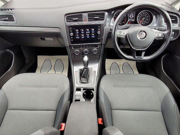 Used Volkswagen Golf 2019 for sale - 75268863: Photo 41