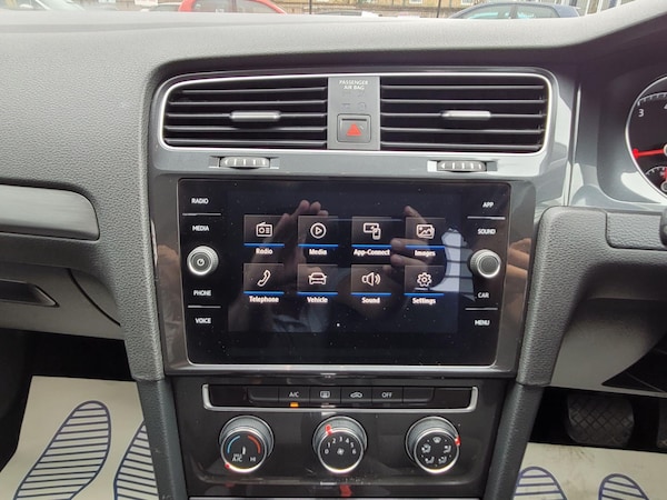 Used Volkswagen Golf 2019 for sale - 75268863: Photo 43