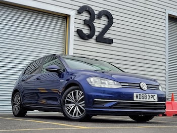Used Volkswagen Golf 2019 for sale - 75268863: Photo