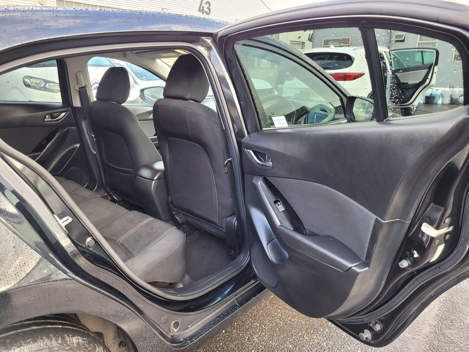 Used Mazda Mazda3 2017 for sale - 76317831: Photo 17