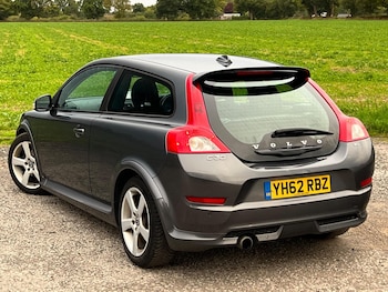 Used Volvo C30 2012 for sale - 76108730: Photo