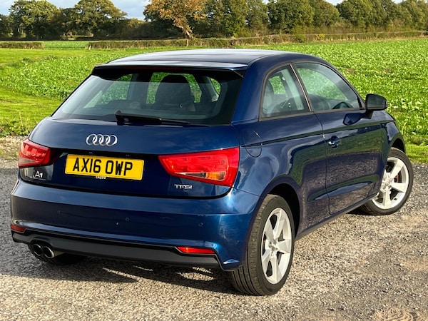 Used Audi A1 2016 for sale - 76152065: Photo 3