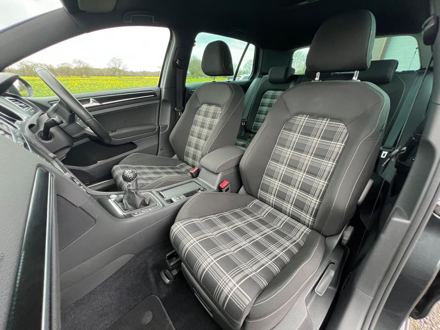 Used Volkswagen Golf 2017 for sale - 78106621: Photo 11