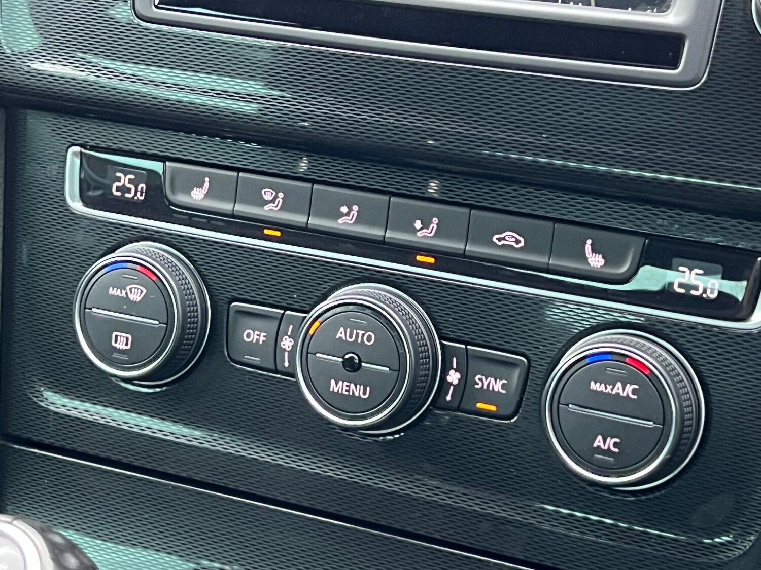 Used Volkswagen Golf 2017 for sale - 78106621: Photo 37