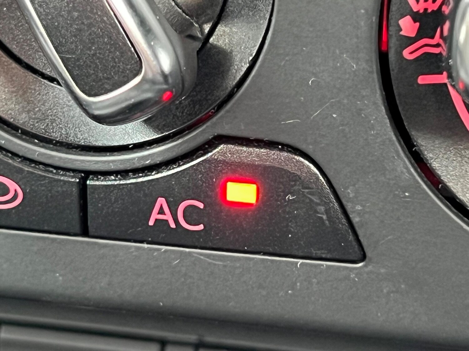 Used Audi A1 2013 for sale - 78106616: Photo 34