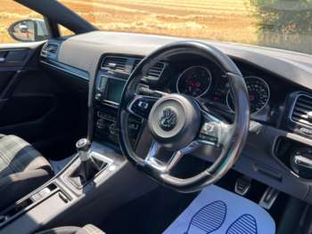 Used Volkswagen Golf 2015 for sale - 75246640: Photo