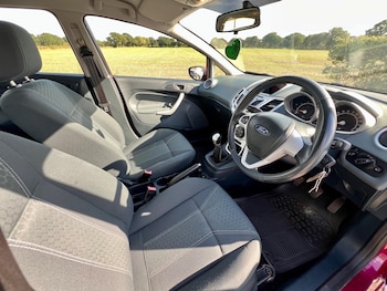 Used Ford Fiesta 2010 for sale - 75682267: Photo