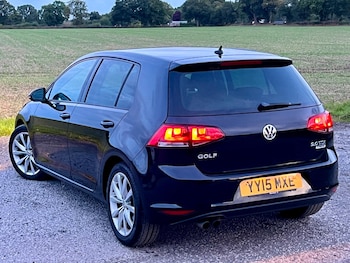 Used Volkswagen Golf 2015 for sale - 75857894: Photo