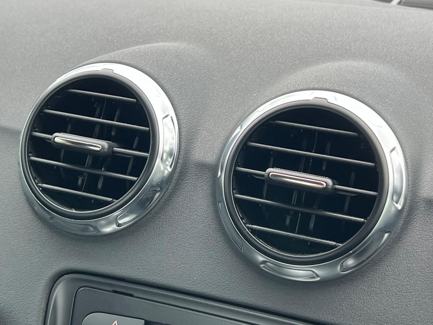 Used Audi TT for sale - 78106631: Photo 32