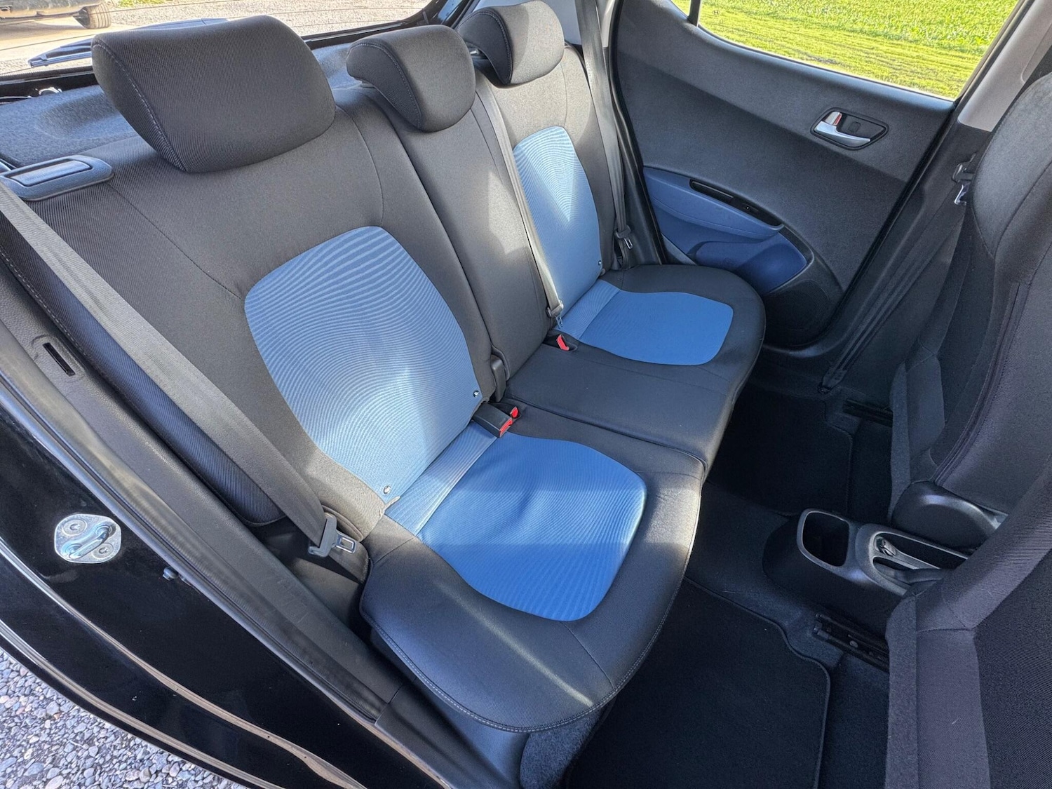 Used Hyundai i10 2015 for sale - 76348894: Photo 22
