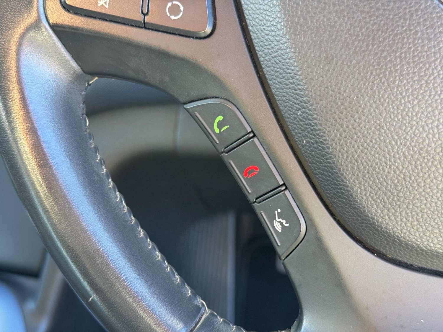 Used Hyundai i10 2015 for sale - 76348894: Photo 29
