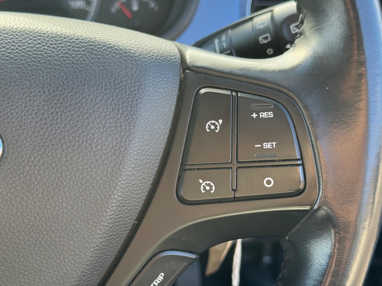 Used Hyundai i10 2015 for sale - 76348894: Photo 31