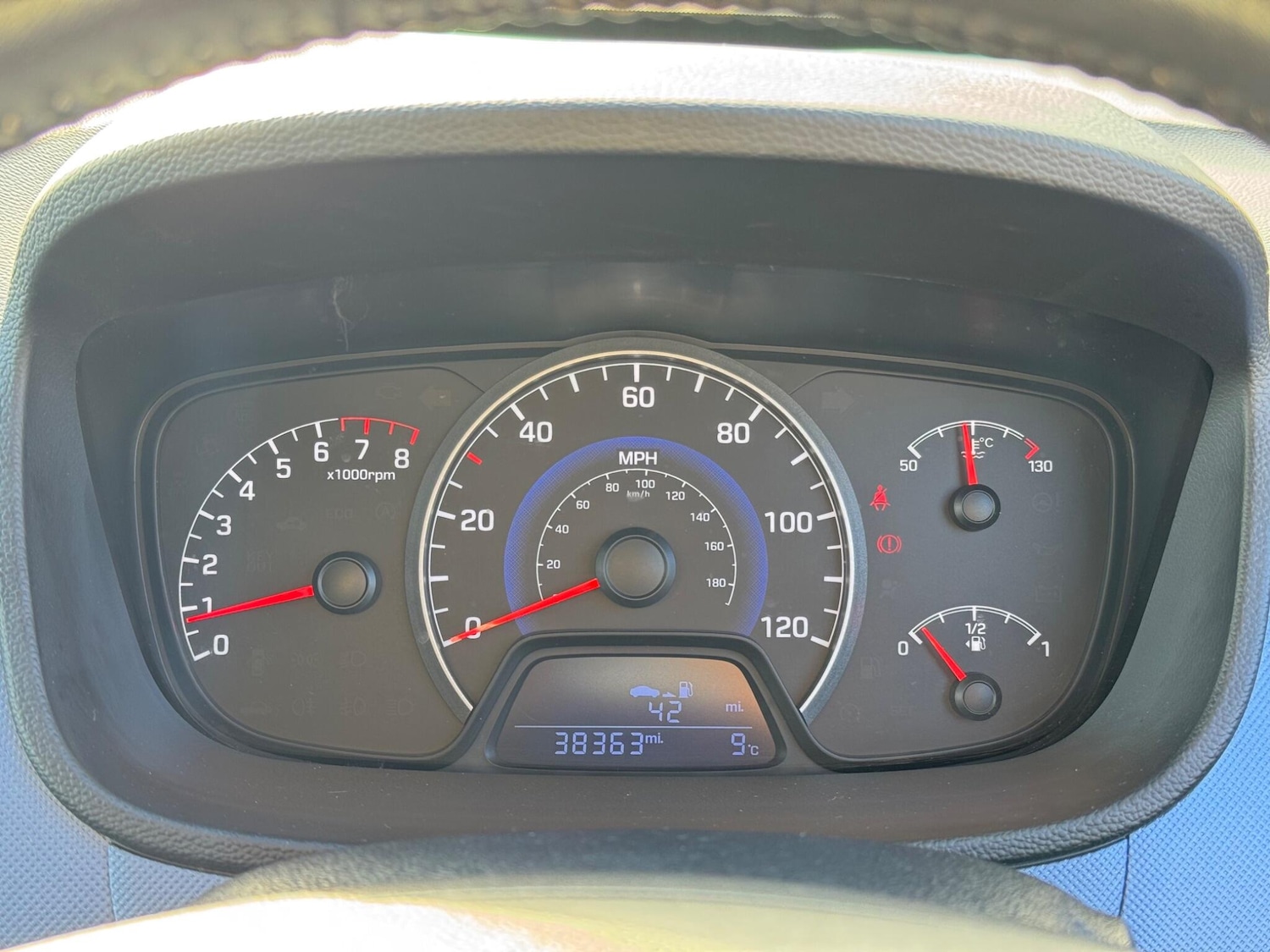 Used Hyundai i10 2015 for sale - 76348894: Photo 54
