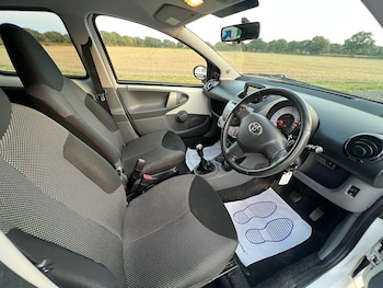 Used Toyota AYGO 2012 for sale - 75600432: Photo