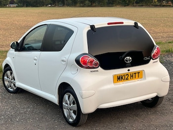 Used Toyota AYGO 2012 for sale - 75600432: Photo