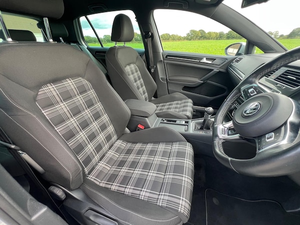 Used Volkswagen Golf 2016 for sale - 76167114: Photo 17