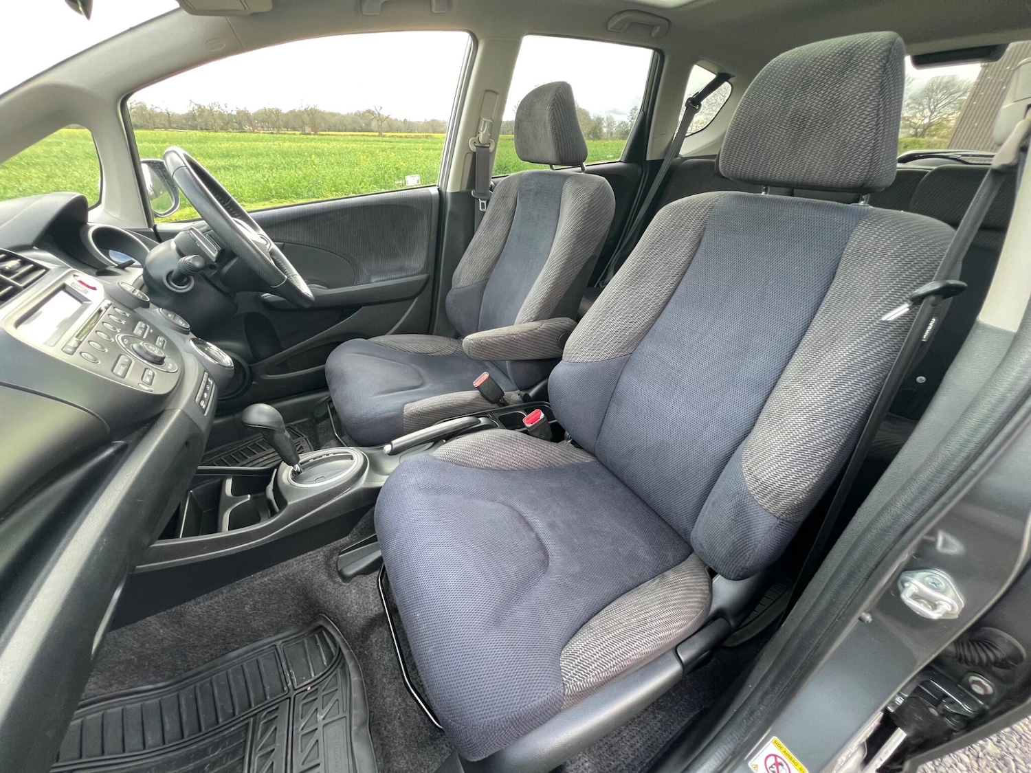 Used Honda Jazz 2011 for sale - 78106615: Photo 12