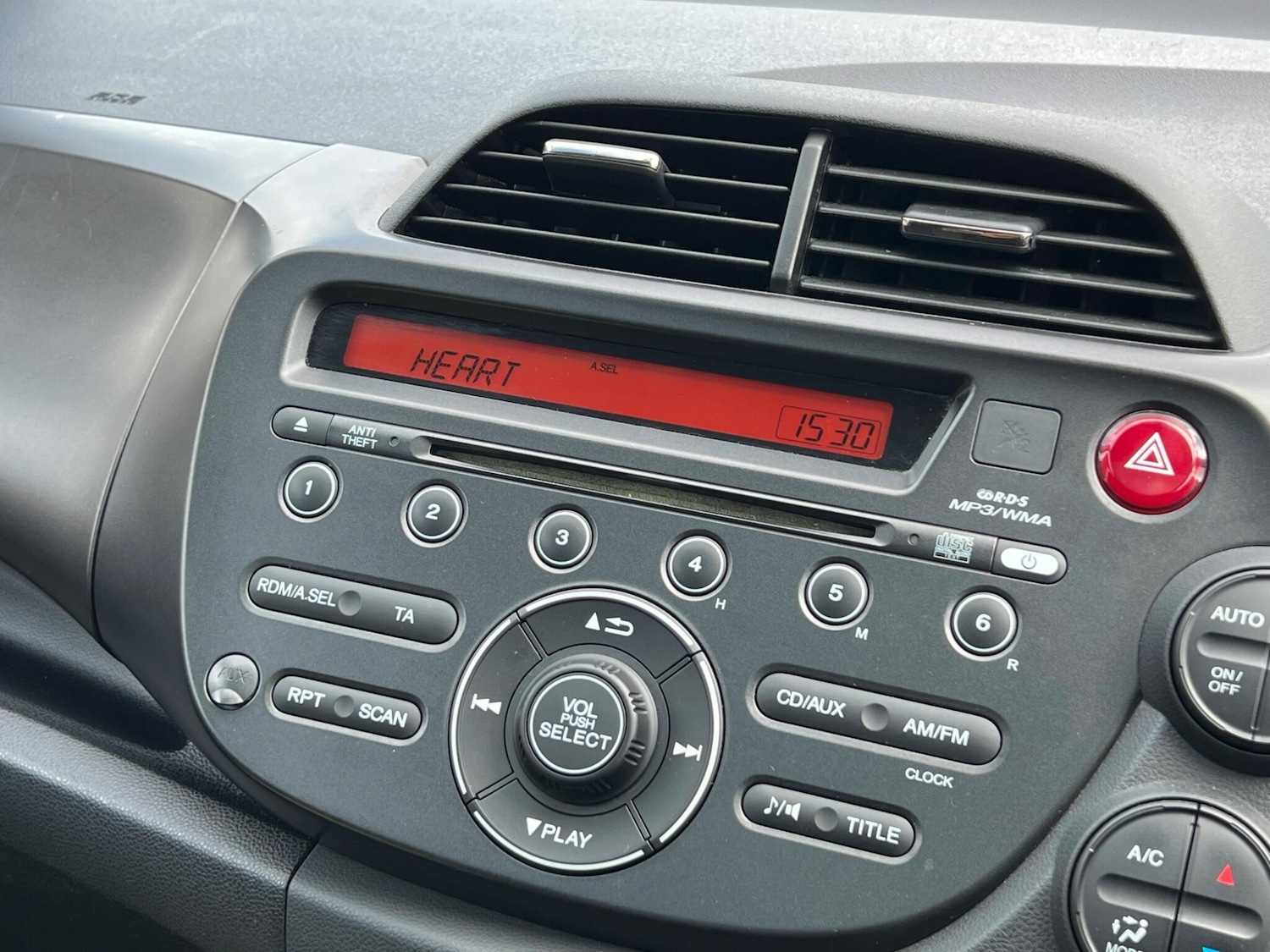 Used Honda Jazz 2011 for sale - 78106615: Photo 21