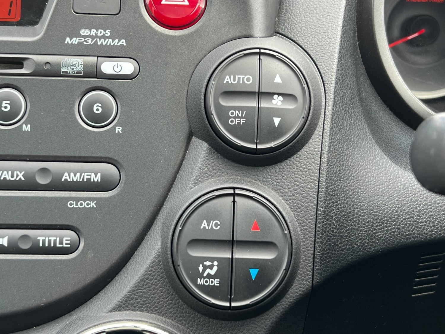 Used Honda Jazz 2011 for sale - 78106615: Photo 24