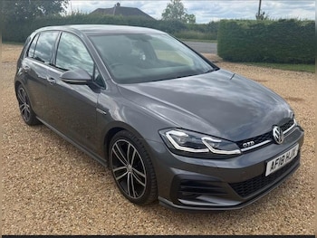 Used Volkswagen Golf 2018 for sale - 78988133: Photo